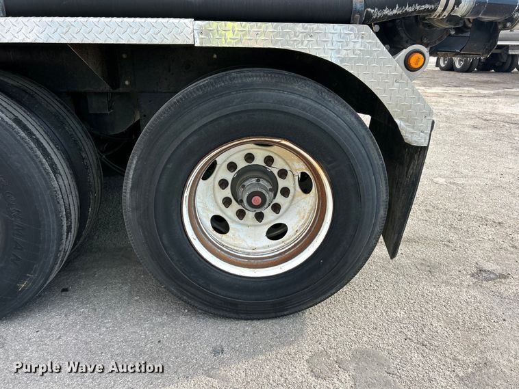 image for item ET3373 2017 Etnyre live bottom trailer