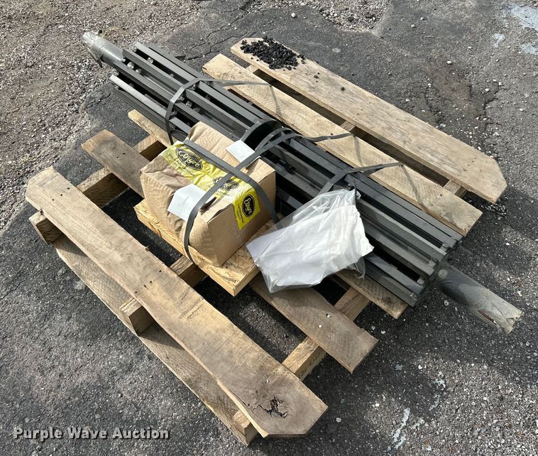 image for item ET3373 2017 Etnyre live bottom trailer