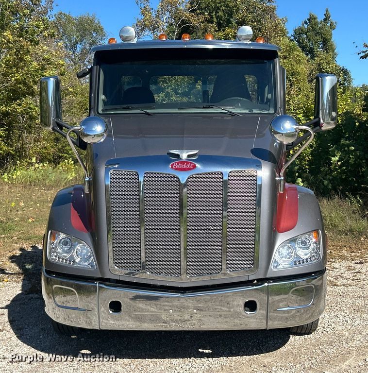 CAMIóN 2020 PETERBILT