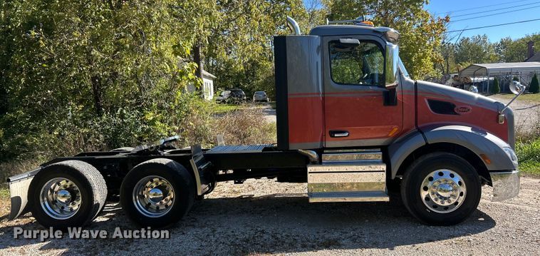 CAMIóN 2020 PETERBILT