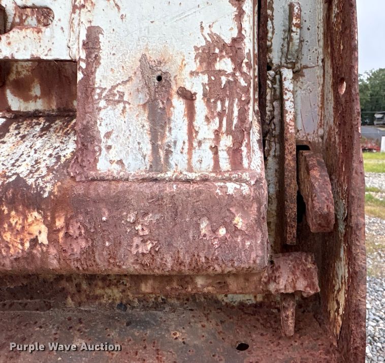 image for item ET7027 1985 HIBT End dump trailer