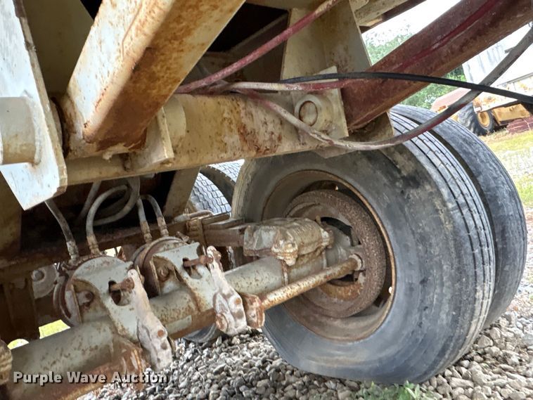 image for item ET7027 1985 HIBT End dump trailer