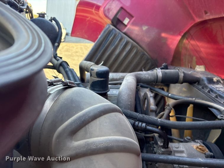 image for item ET7184 2005 Peterbilt 387 semi truck