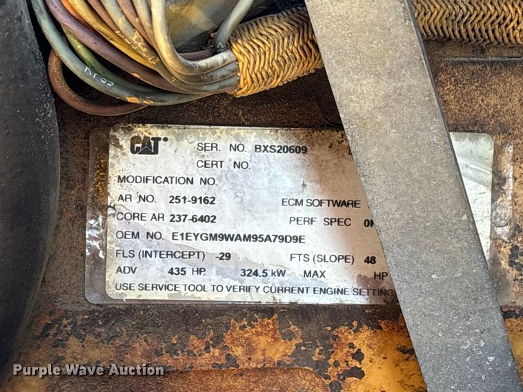 image for item ET7184 2005 Peterbilt 387 semi truck