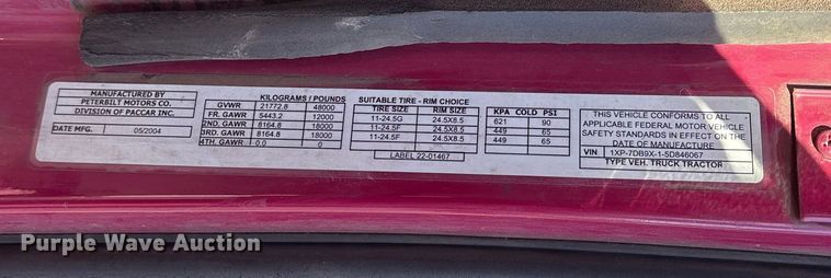 image for item ET7184 2005 Peterbilt 387 semi truck