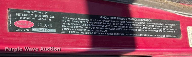 image for item ET7184 2005 Peterbilt 387 semi truck