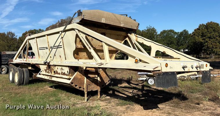 image for item ET7185 2006 Trail King TKBD22-402 bottom dump trailer
