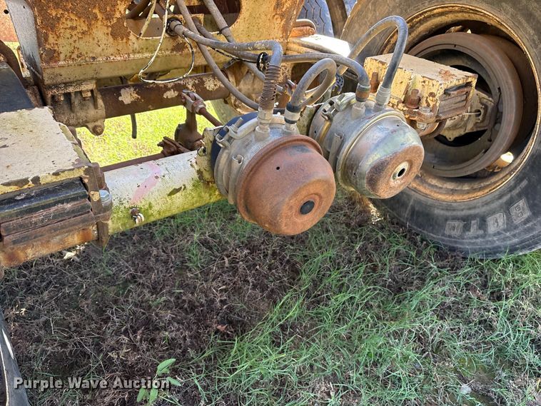 image for item ET7185 2006 Trail King TKBD22-402 bottom dump trailer