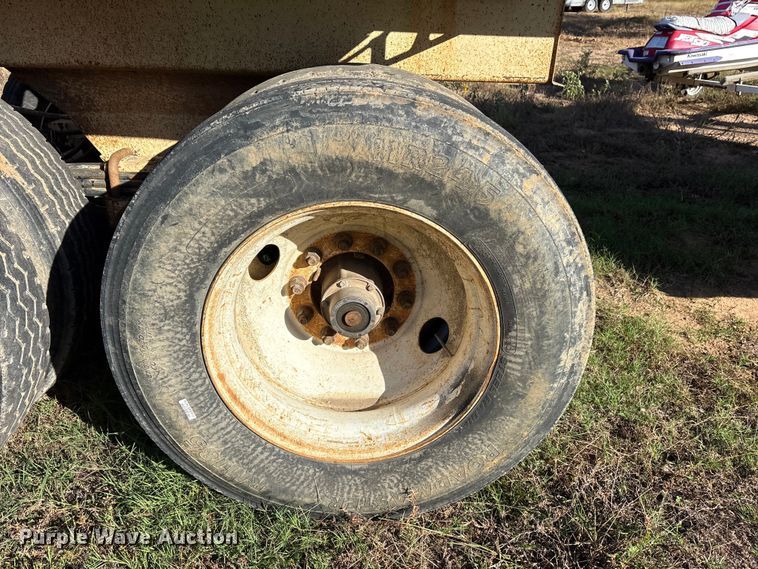 image for item ET7185 2006 Trail King TKBD22-402 bottom dump trailer