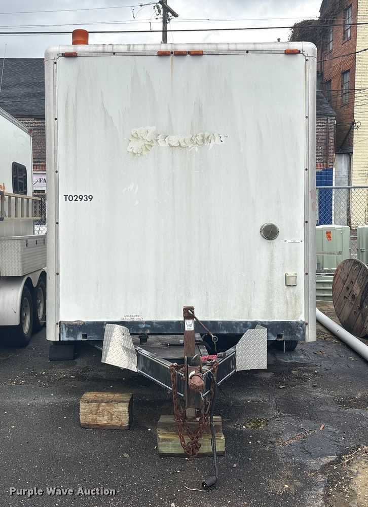 image for item ET8581 2003 Rollingstar Manufacturing Inc. fiber optic splicing trailer