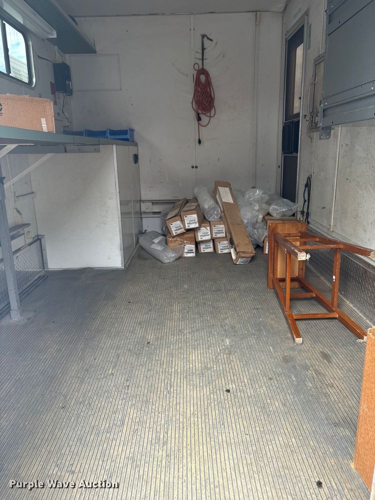 image for item ET8581 2003 Rollingstar Manufacturing Inc. fiber optic splicing trailer