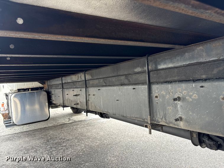 image for item ET8584 2017 Hino 268 box truck