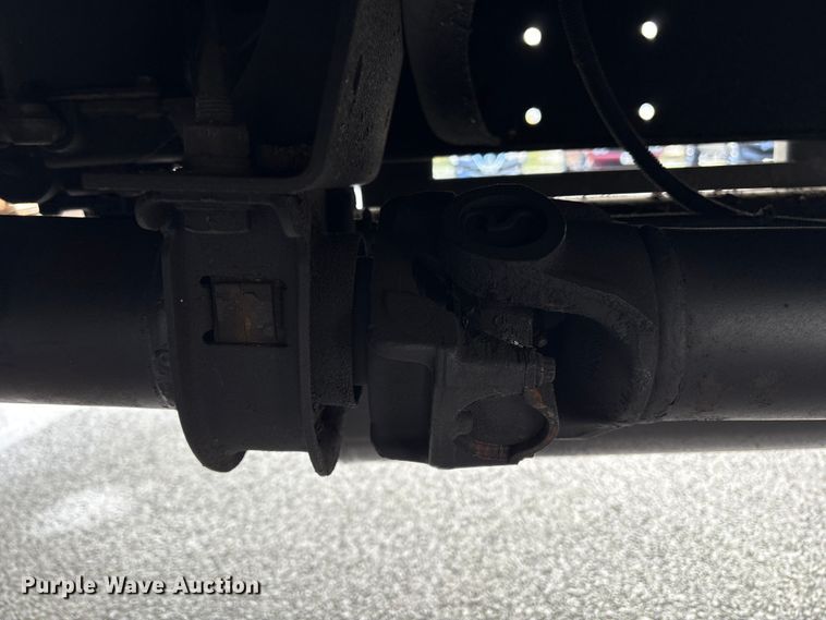 image for item ET8584 2017 Hino 268 box truck