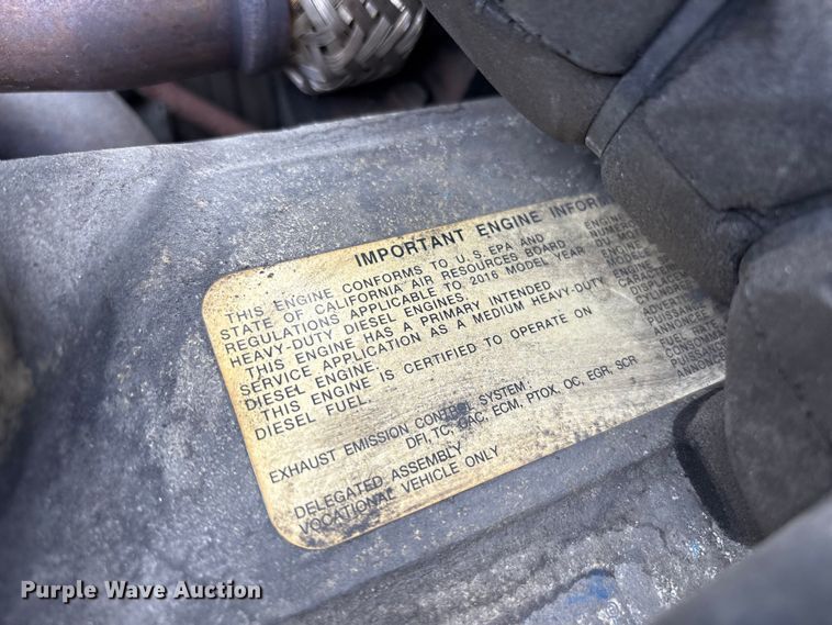 image for item ET8584 2017 Hino 268 box truck