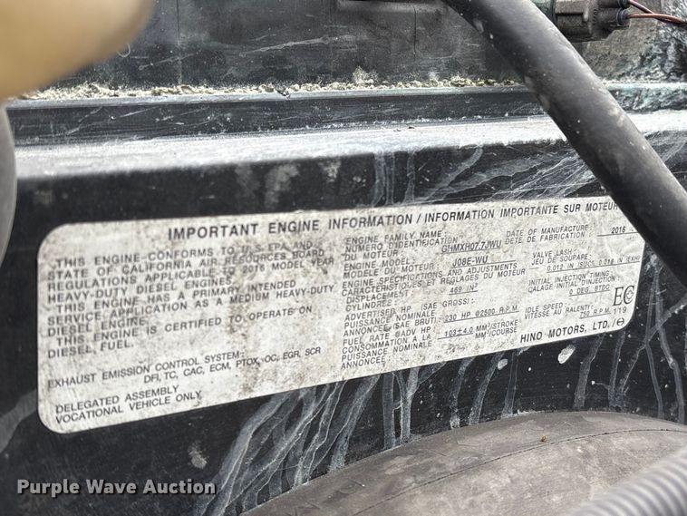 image for item ET8584 2017 Hino 268 box truck