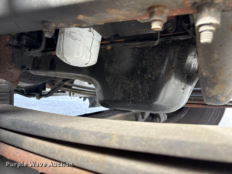 image for item ET8584 2017 Hino 268 box truck