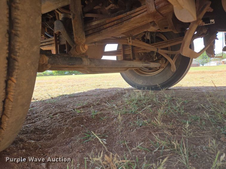 image for item EU3827 2010 Mack GU813 semi truck