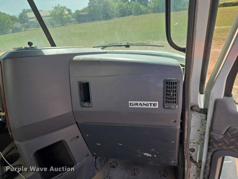 image for item EU3827 2010 Mack GU813 semi truck