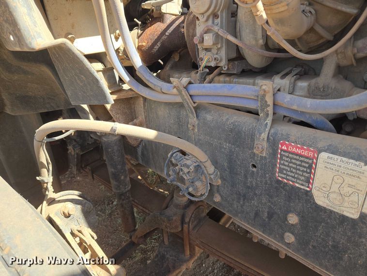 image for item EU3827 2010 Mack GU813 semi truck