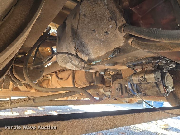 image for item EU3877 2005 Western Star 4900 semi truck