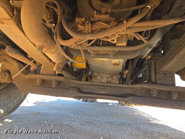 image for item EU3877 2005 Western Star 4900 semi truck