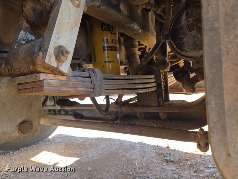 image for item EU3877 2005 Western Star 4900 semi truck