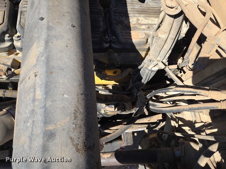 image for item EU3877 2005 Western Star 4900 semi truck