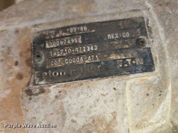 image for item EU3877 2005 Western Star 4900 semi truck