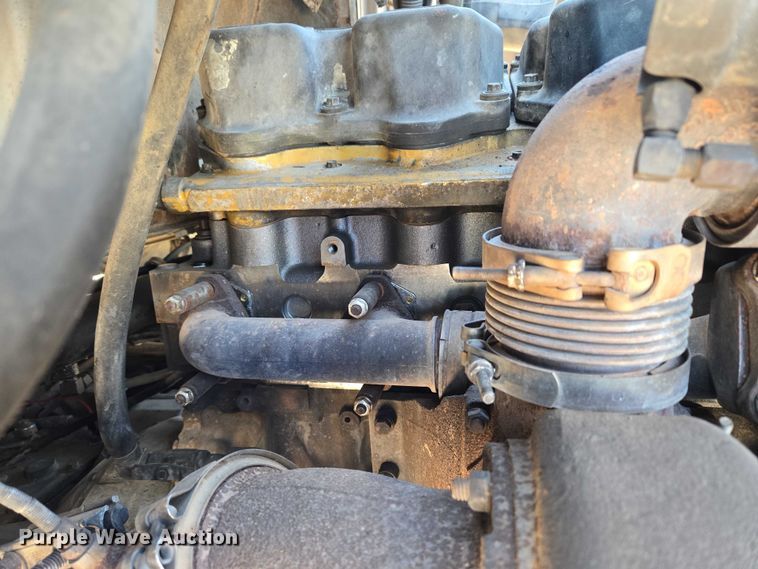 image for item EU3877 2005 Western Star 4900 semi truck