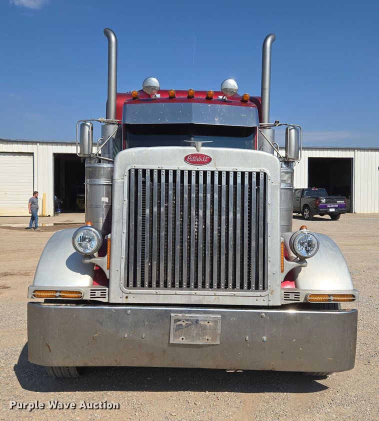 CAMIóN CAMAROTE 2004 PETERBILT