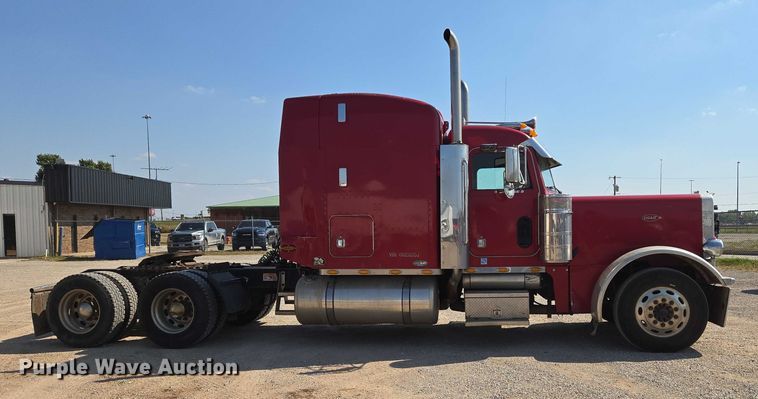 CAMIóN CAMAROTE 2004 PETERBILT