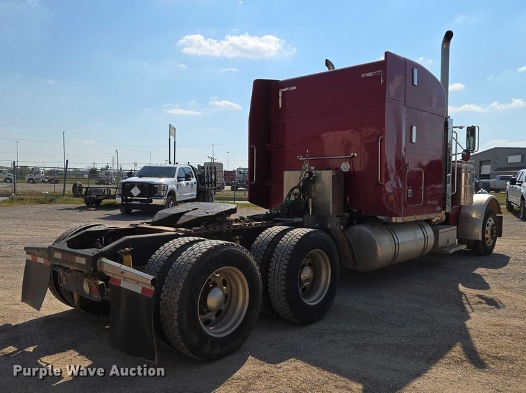 CAMIóN CAMAROTE 2004 PETERBILT