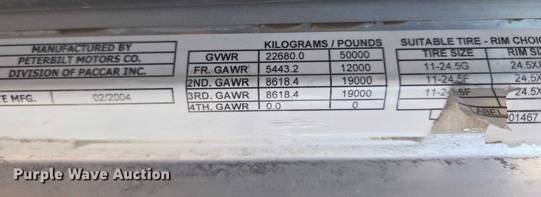 image for item EU3911 2004 Peterbilt 379 semi truck