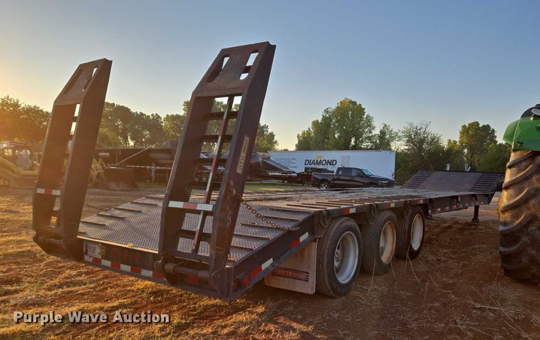 image for item EU3912 2013 Pitts Trailers drop deck equipment trailer