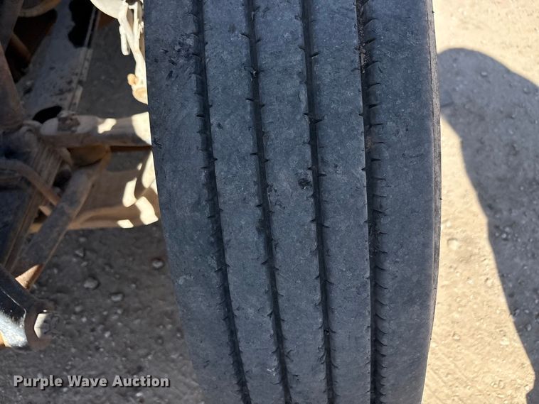 image for item EU4695 2003 Peterbilt 378 semi truck