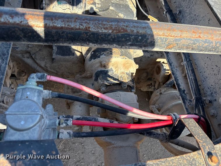 image for item EU4696 2013 Mack GU713 semi truck