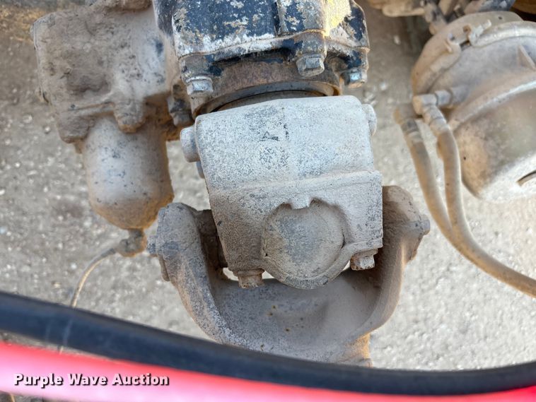 image for item EU4696 2013 Mack GU713 semi truck