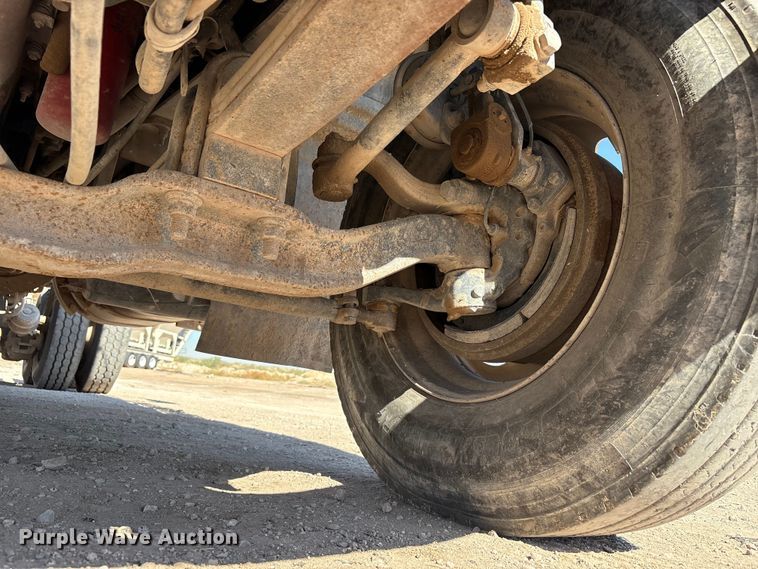 image for item EU4696 2013 Mack GU713 semi truck