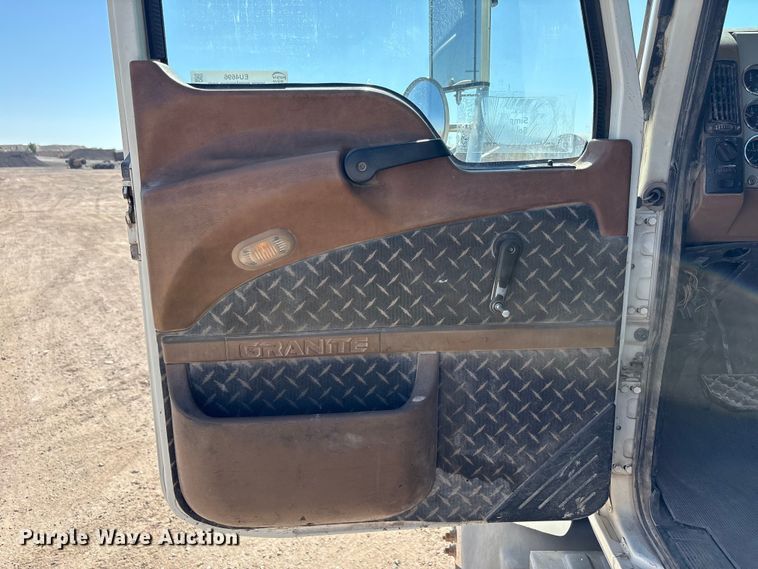 image for item EU4696 2013 Mack GU713 semi truck