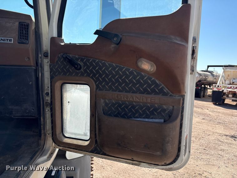 image for item EU4696 2013 Mack GU713 semi truck