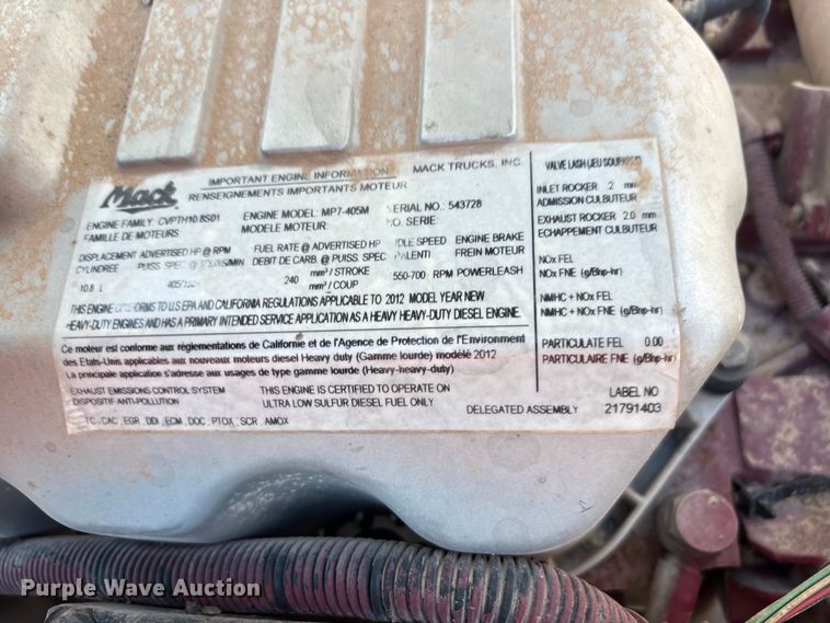 image for item EU4696 2013 Mack GU713 semi truck