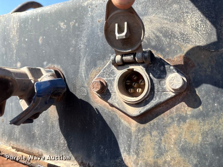 image for item EU5087 1990 Trail King TK100DGP-503 lowboy equipment trailer