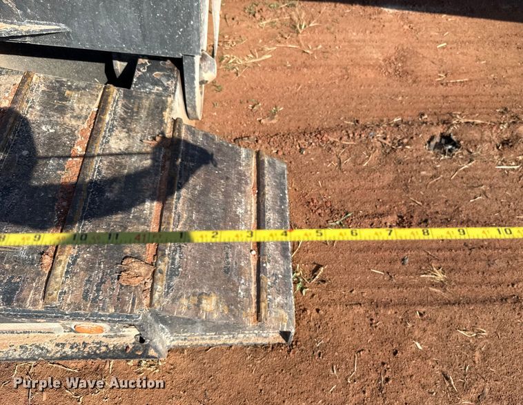 image for item EU5087 1990 Trail King TK100DGP-503 lowboy equipment trailer