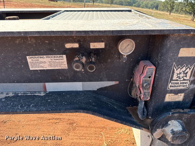 image for item EU5087 1990 Trail King TK100DGP-503 lowboy equipment trailer