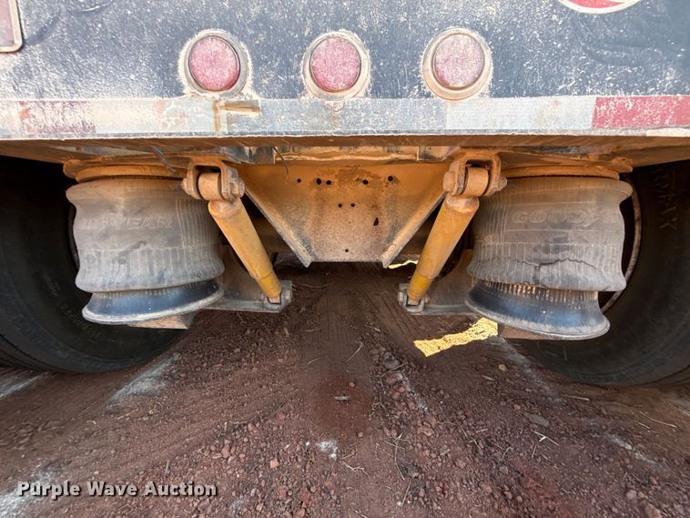 image for item EU5087 1990 Trail King TK100DGP-503 lowboy equipment trailer