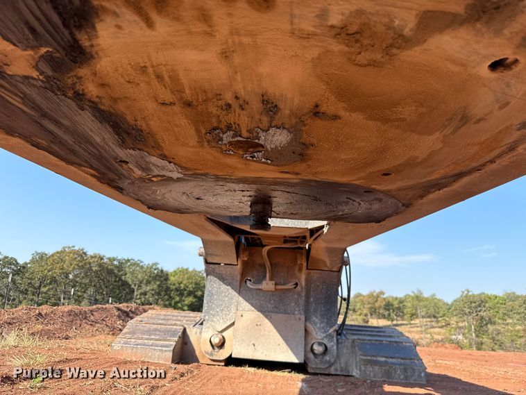 image for item EU5087 1990 Trail King TK100DGP-503 lowboy equipment trailer