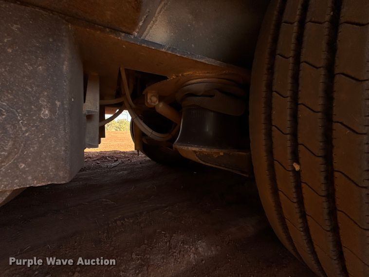 image for item EU5087 1990 Trail King TK100DGP-503 lowboy equipment trailer