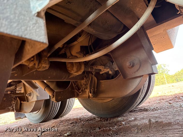 image for item EU5087 1990 Trail King TK100DGP-503 lowboy equipment trailer