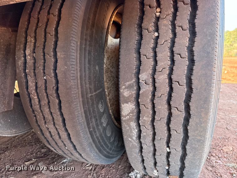 image for item EU5087 1990 Trail King TK100DGP-503 lowboy equipment trailer