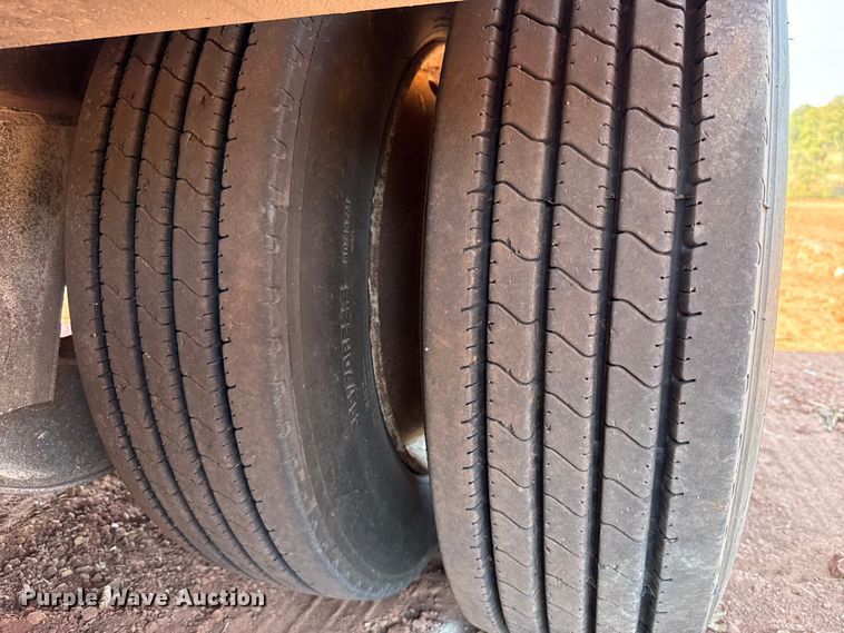 image for item EU5087 1990 Trail King TK100DGP-503 lowboy equipment trailer